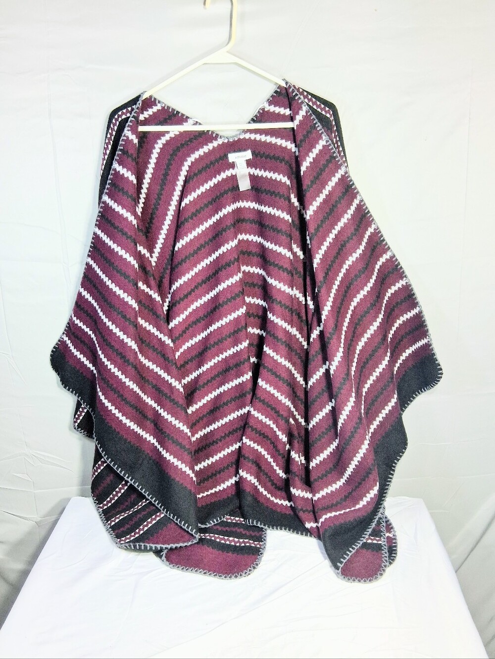 Kensie OS Burgundy / Black Zigzag Open Front Cowgirl/ Aztec Baggy Poncho/Shawl